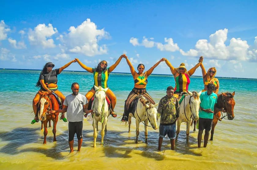 Unforgettable Tours & Cruises